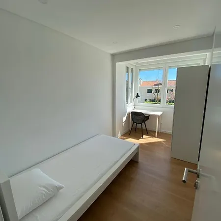 Konukevi Carcavelos Shared Serviced 11 Oeiras