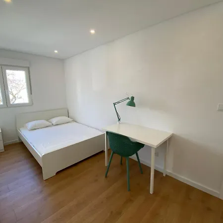 Carcavelos Shared Serviced 11 Oeiras
