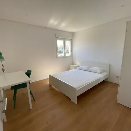 Carcavelos Shared Serviced 11 Konukevi *